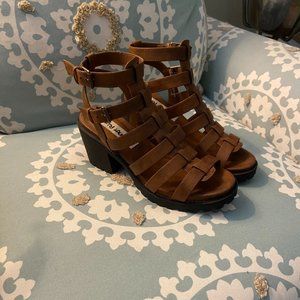 NWOT 9M Chinese Laundry Fun Stuff Sandal